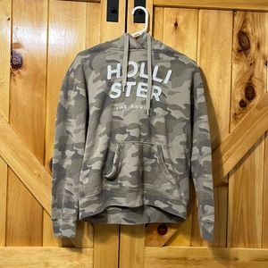 Hollister sweatshirt with hoodie, size small